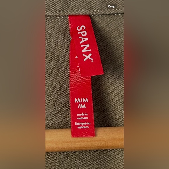 SPANX Olive SPANX stretch twill utility dress with buttons and pockets - Picture 3 of 13